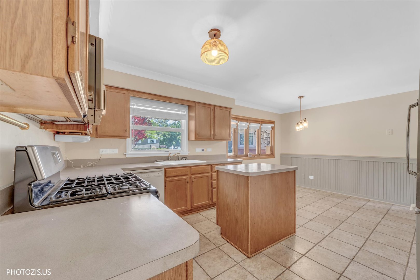 6200 W 128th Street Property Photo 5