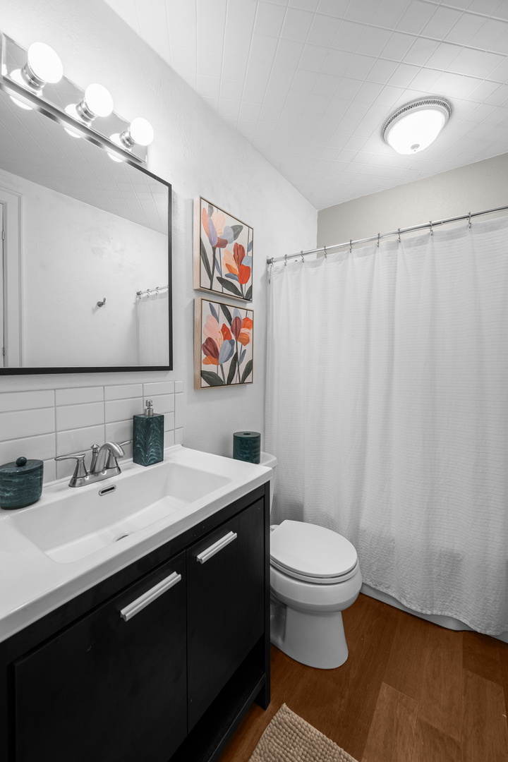2548 Hawley Street Property Photo 15