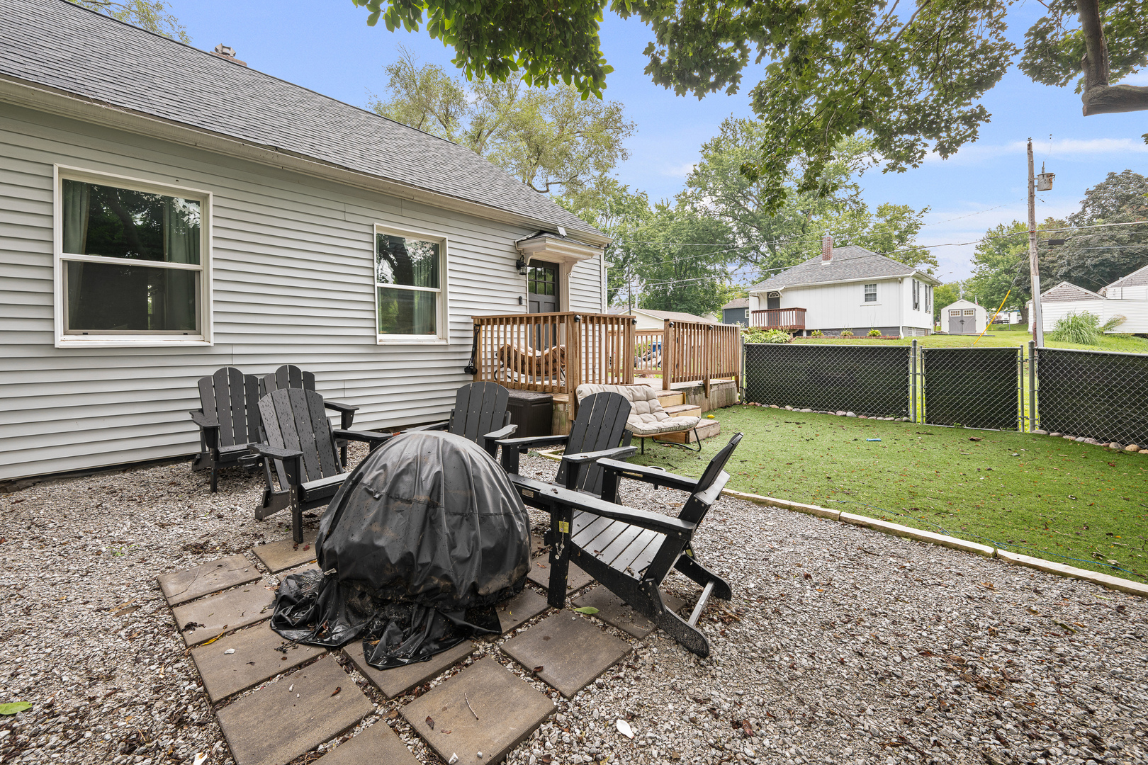 2548 Hawley Street Property Photo 22