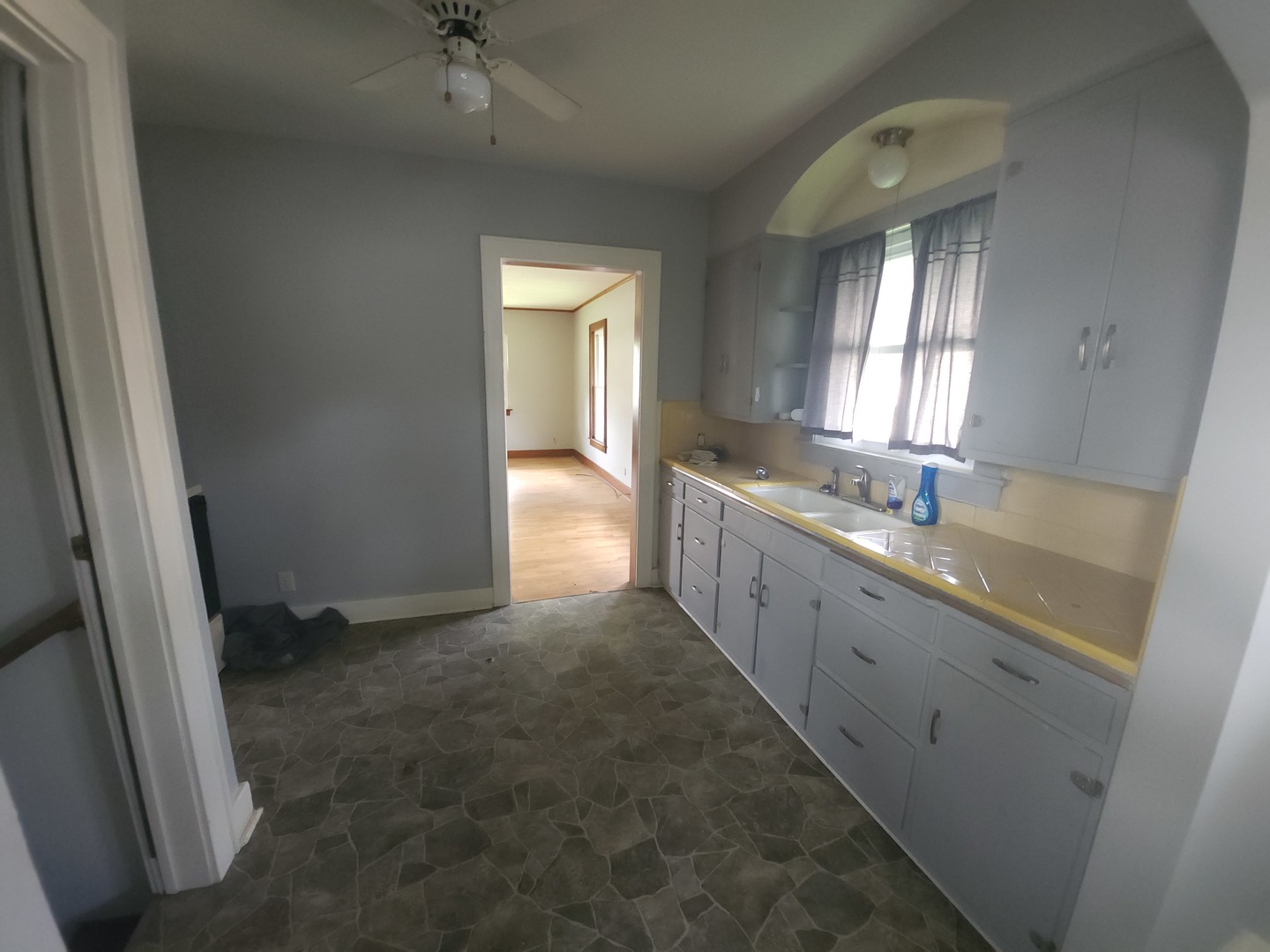 203 E Kaskaskia Street Property Photo 7