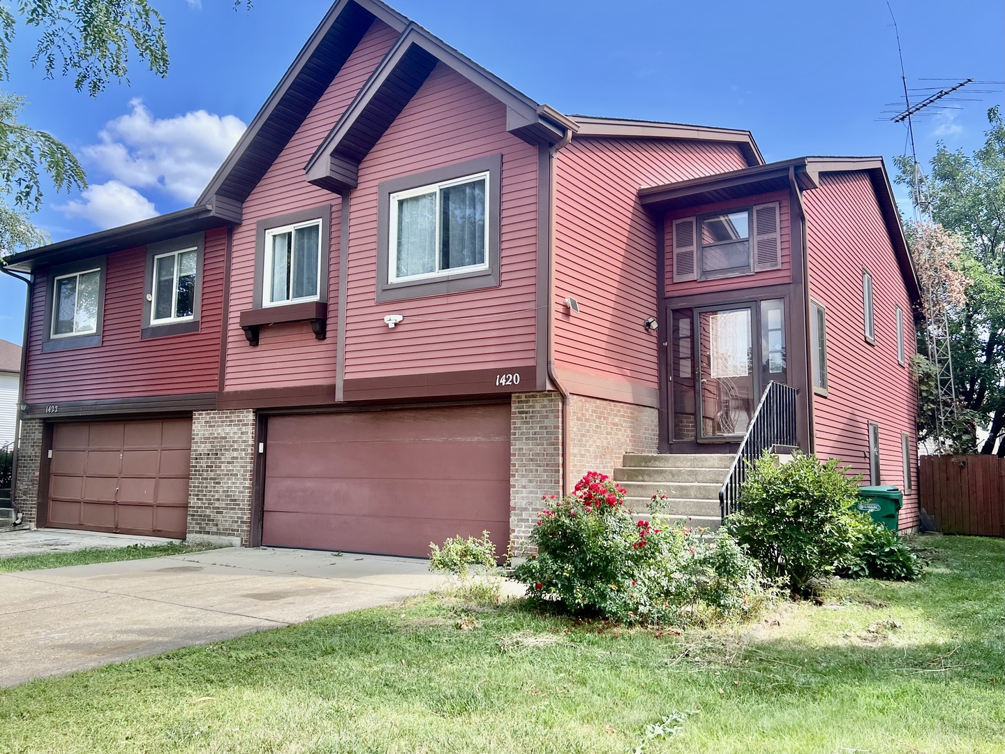 1420 Chippewa Trail Property Photo 1