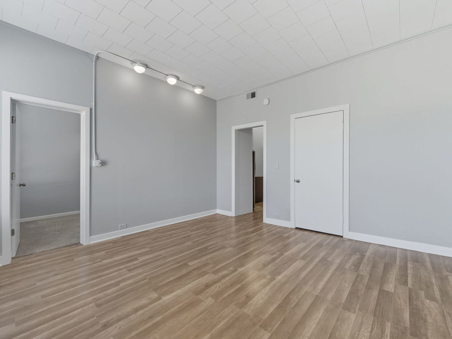 2370 N Elston Court Property Photo 25