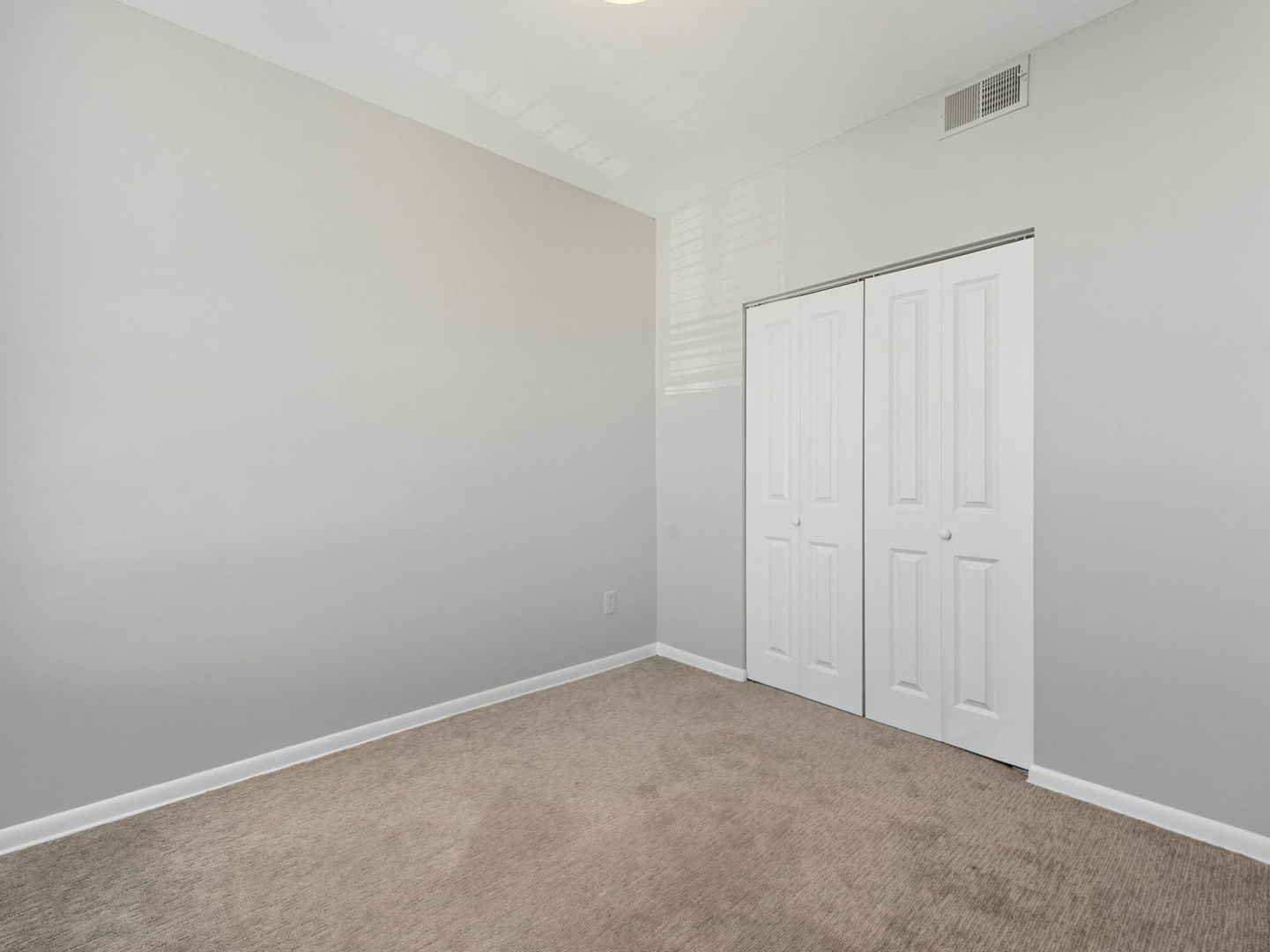 2370 N Elston Court Property Photo 26
