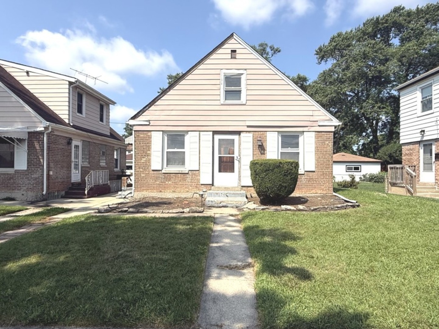 744 Gardner Road Property Photo 1
