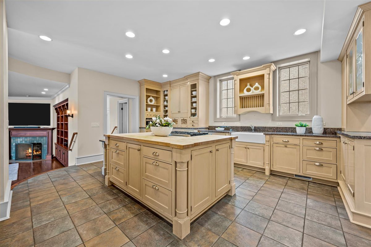 224 Sheridan Road Property Photo 20