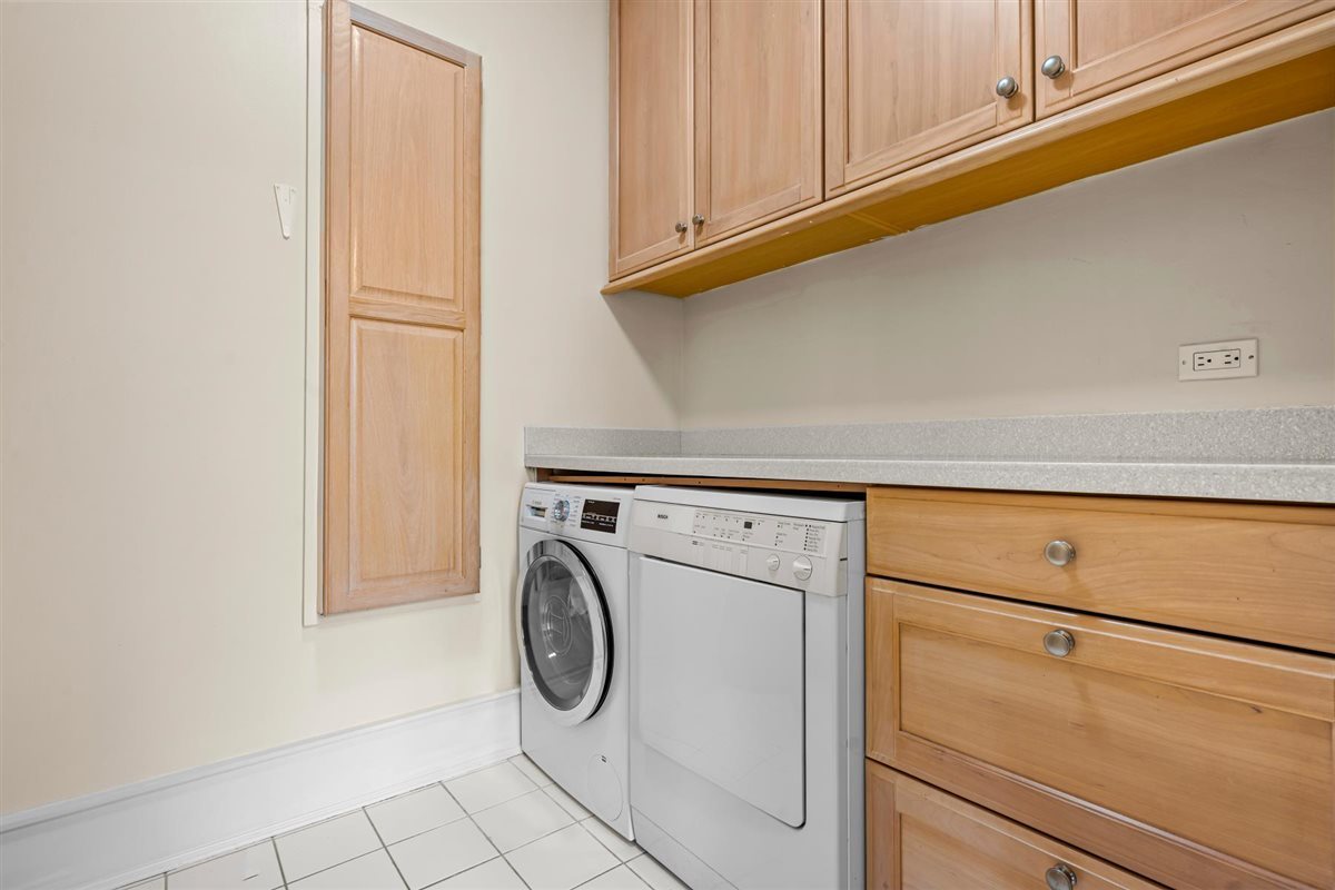 224 Sheridan Road Property Photo 29