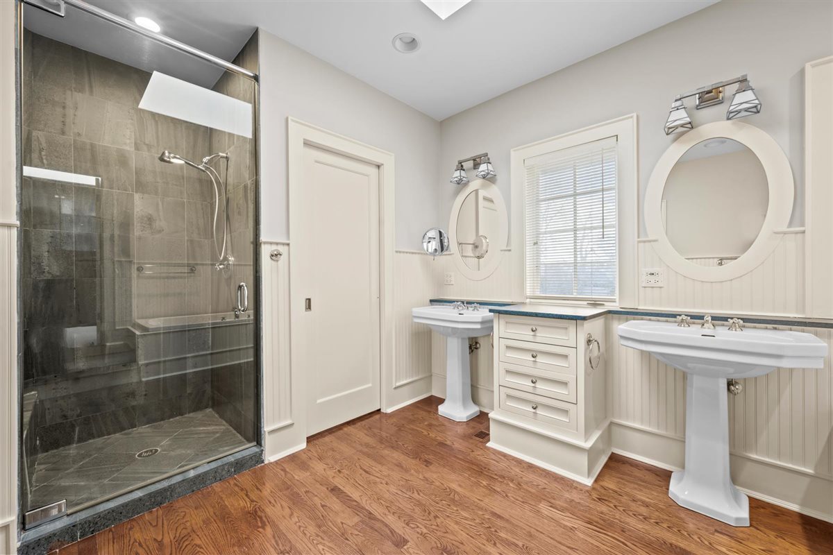 224 Sheridan Road Property Photo 35