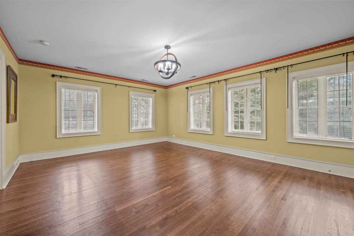 224 Sheridan Road Property Photo 37