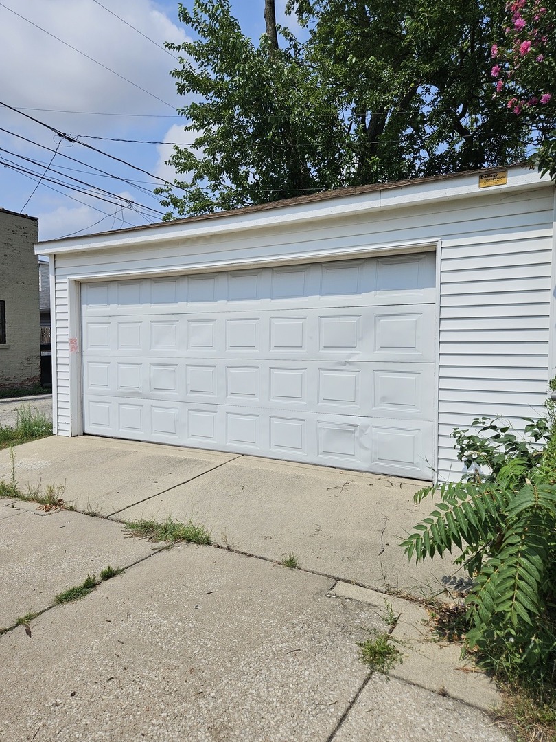 12727618 Property Photo 4