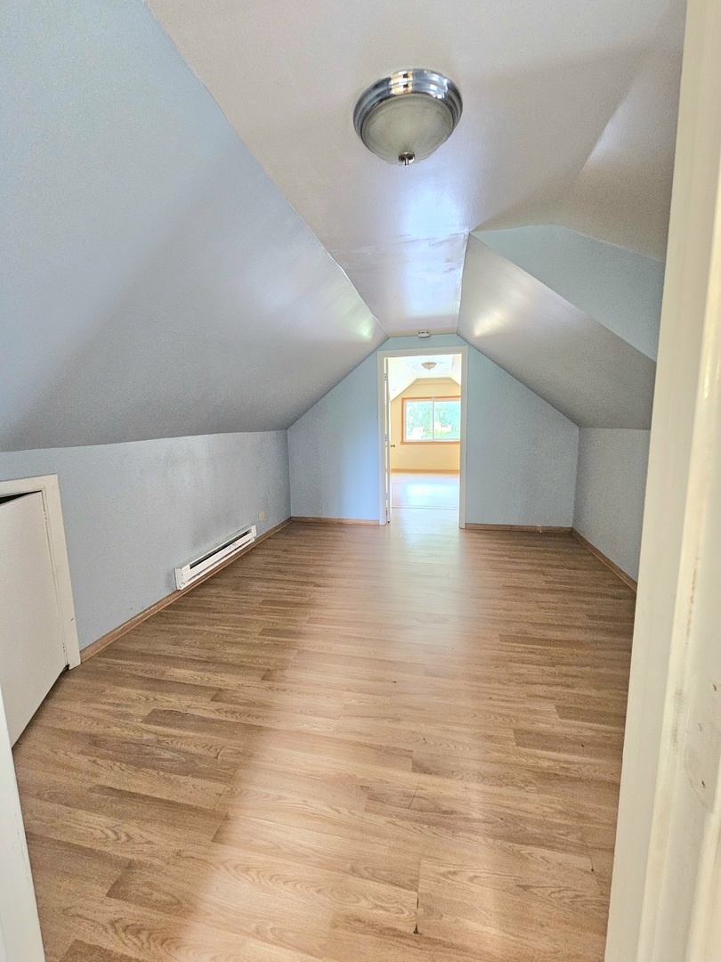 12727618 Property Photo 17