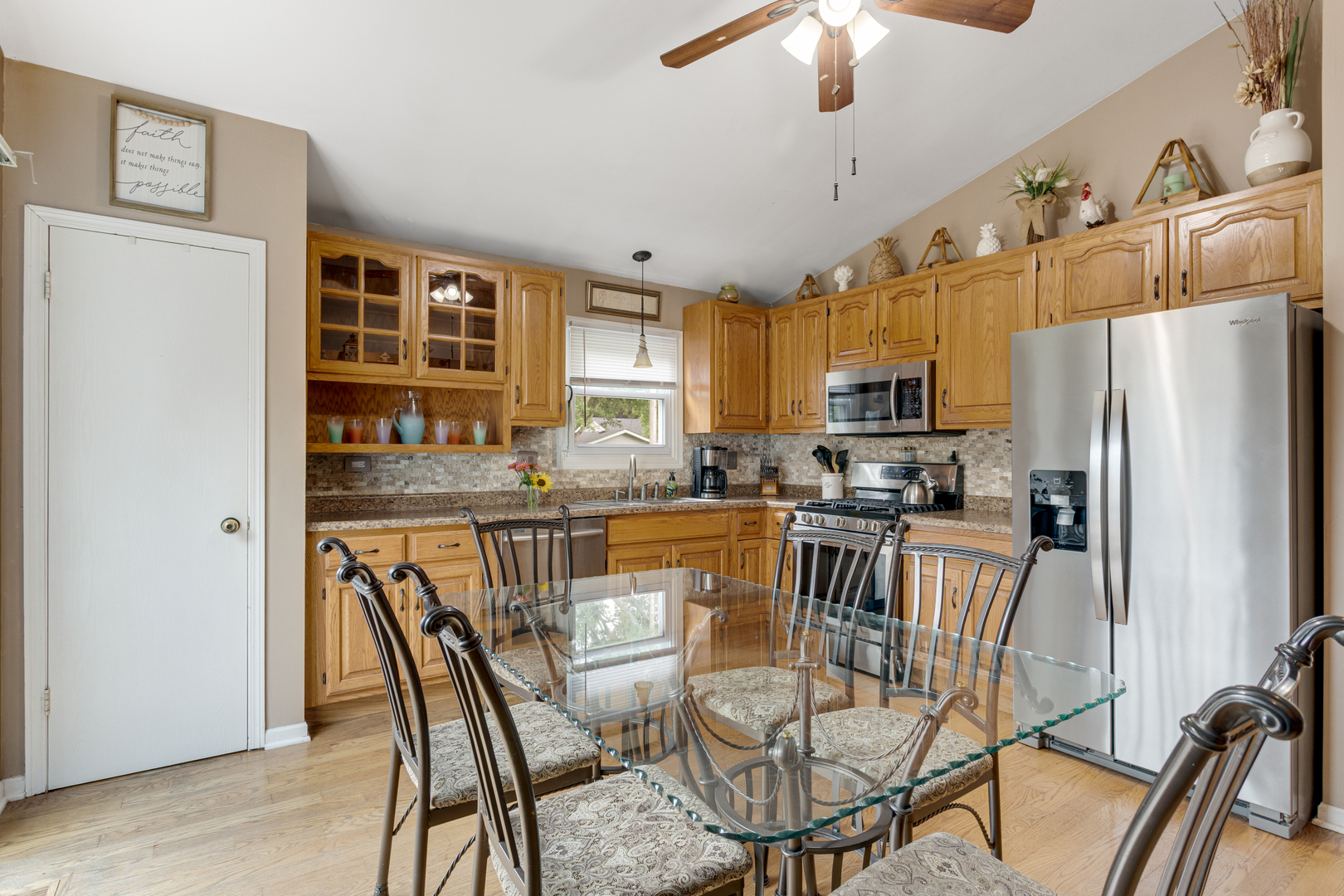 1507 Sunset Drive Property Photo 8