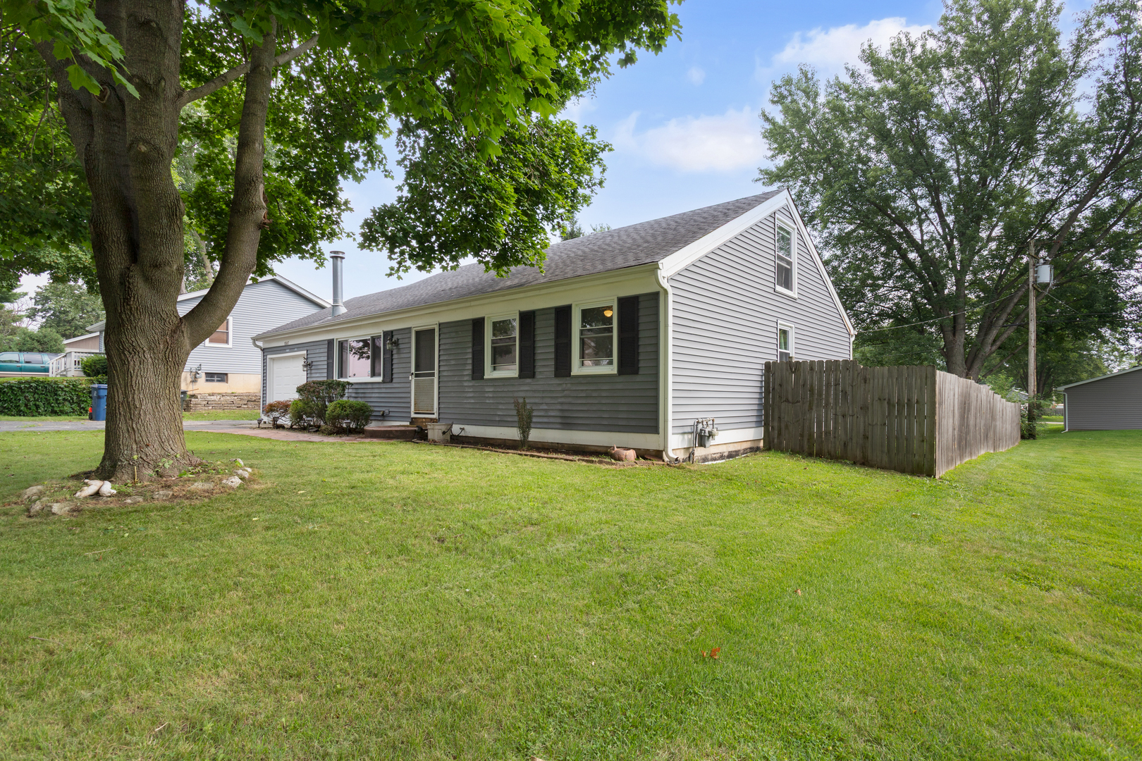 1507 Sunset Drive Property Photo 17