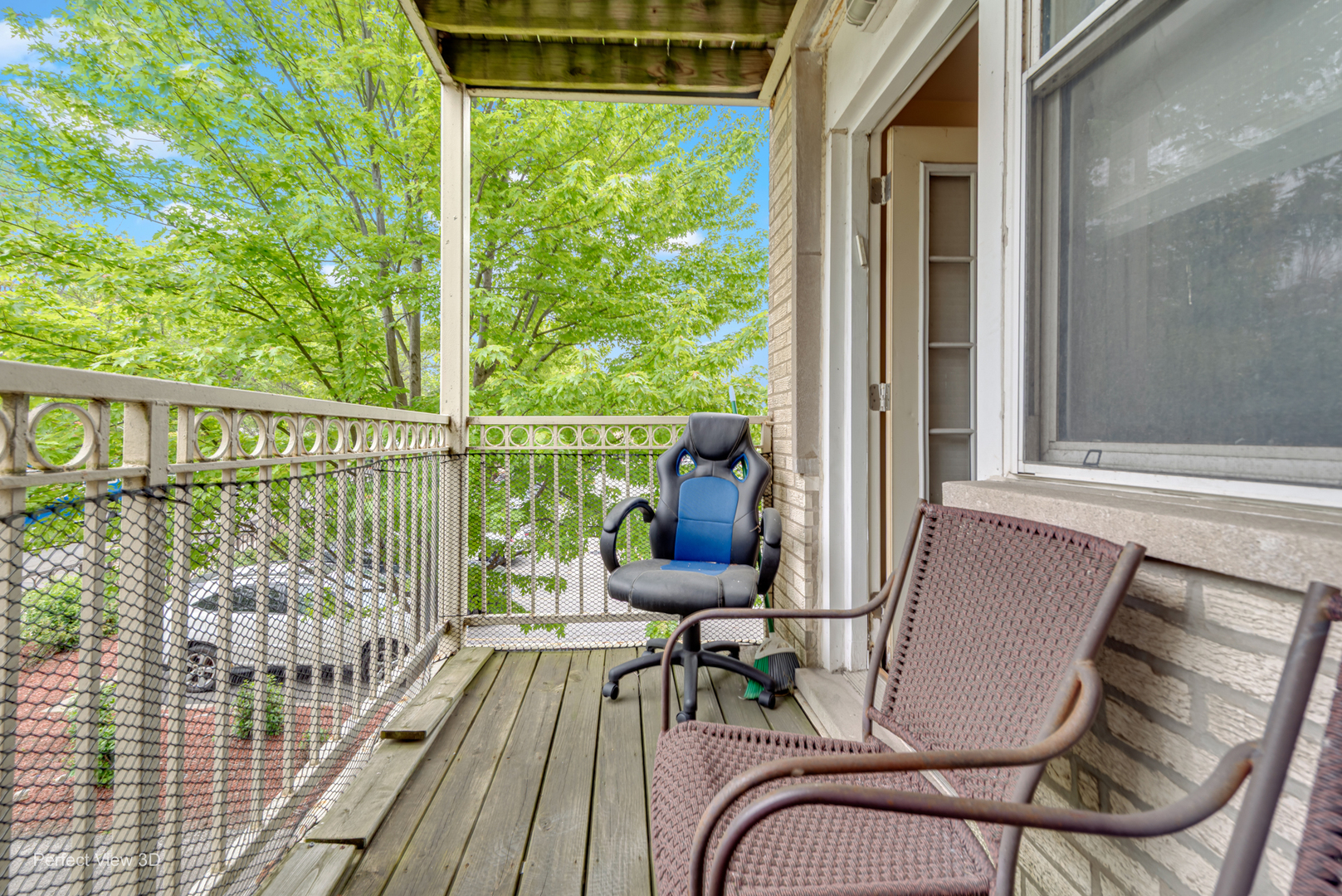 2501 W Touhy Avenue 203 Property Photo 12