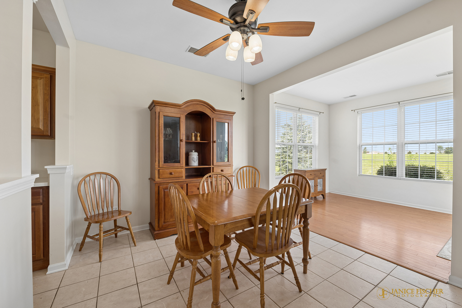 11620 Windsor Drive Property Photo 5