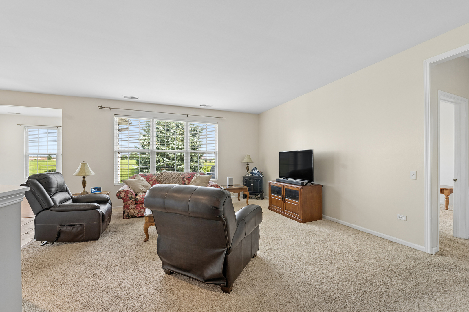 11620 Windsor Drive Property Photo 7