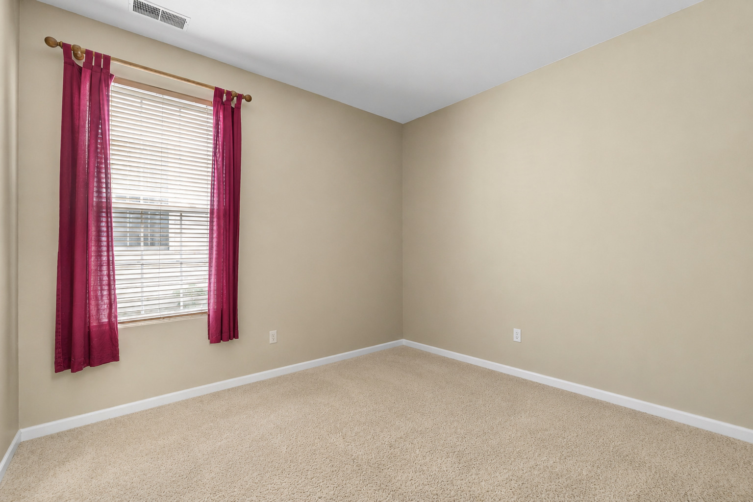 11620 Windsor Drive Property Photo 12