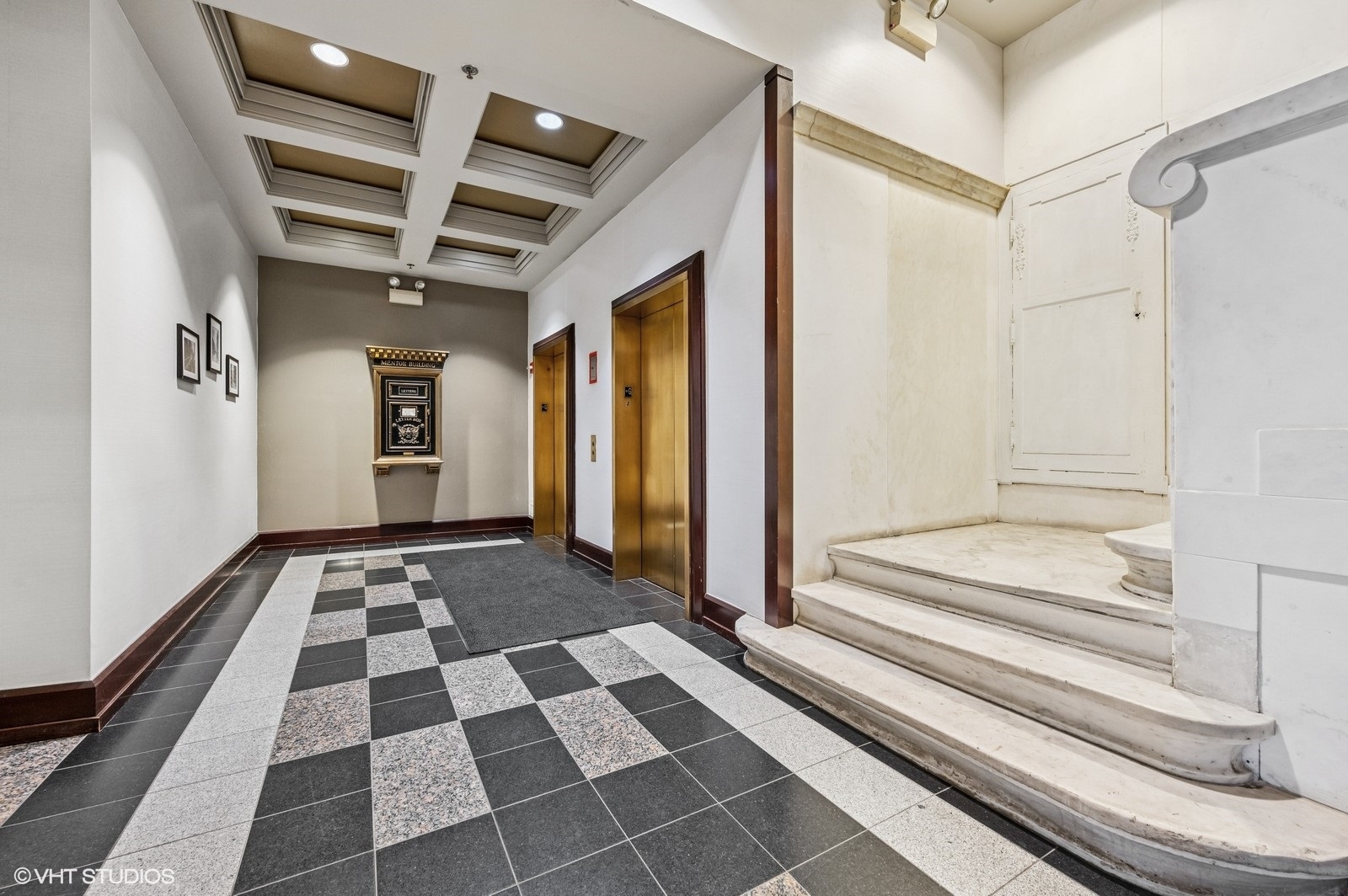 6 E Monroe Street 500 Property Photo 2