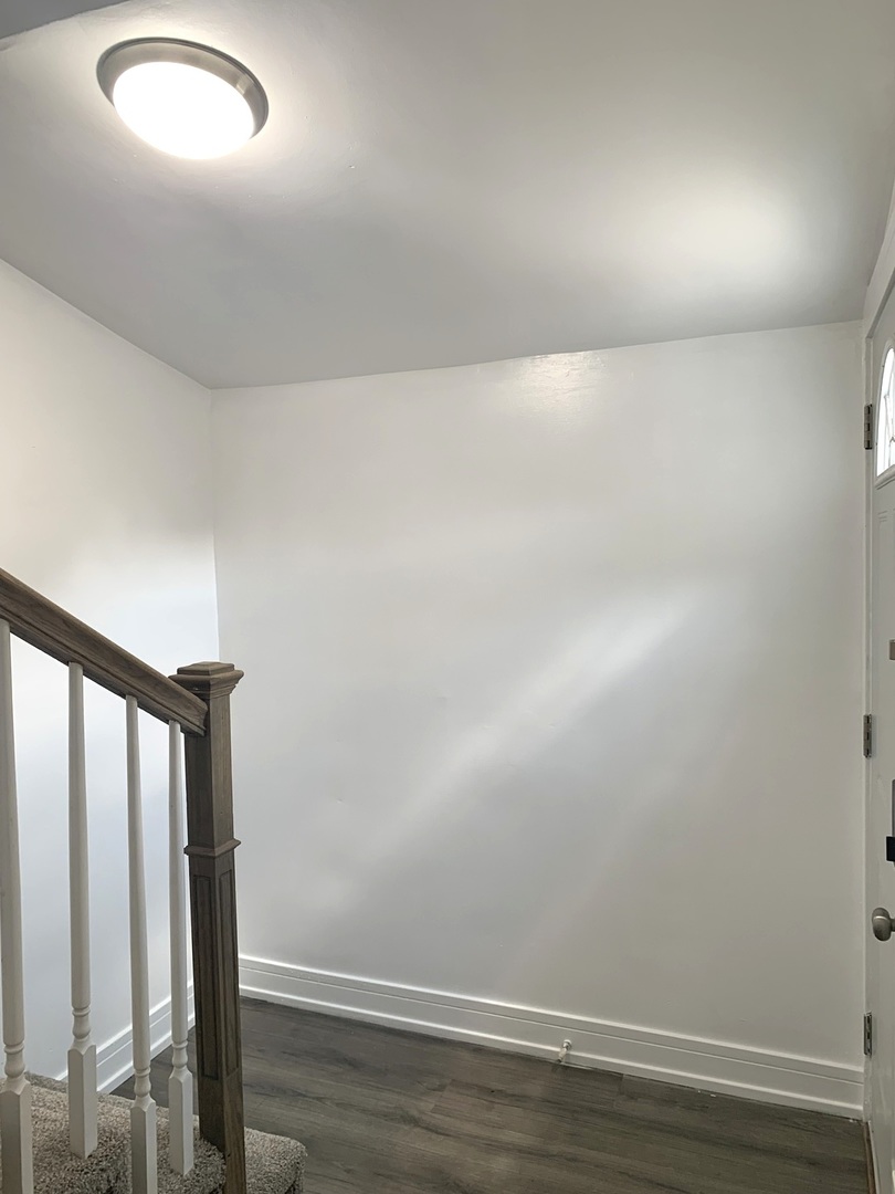 2208 N Lorel Avenue Property Photo 19