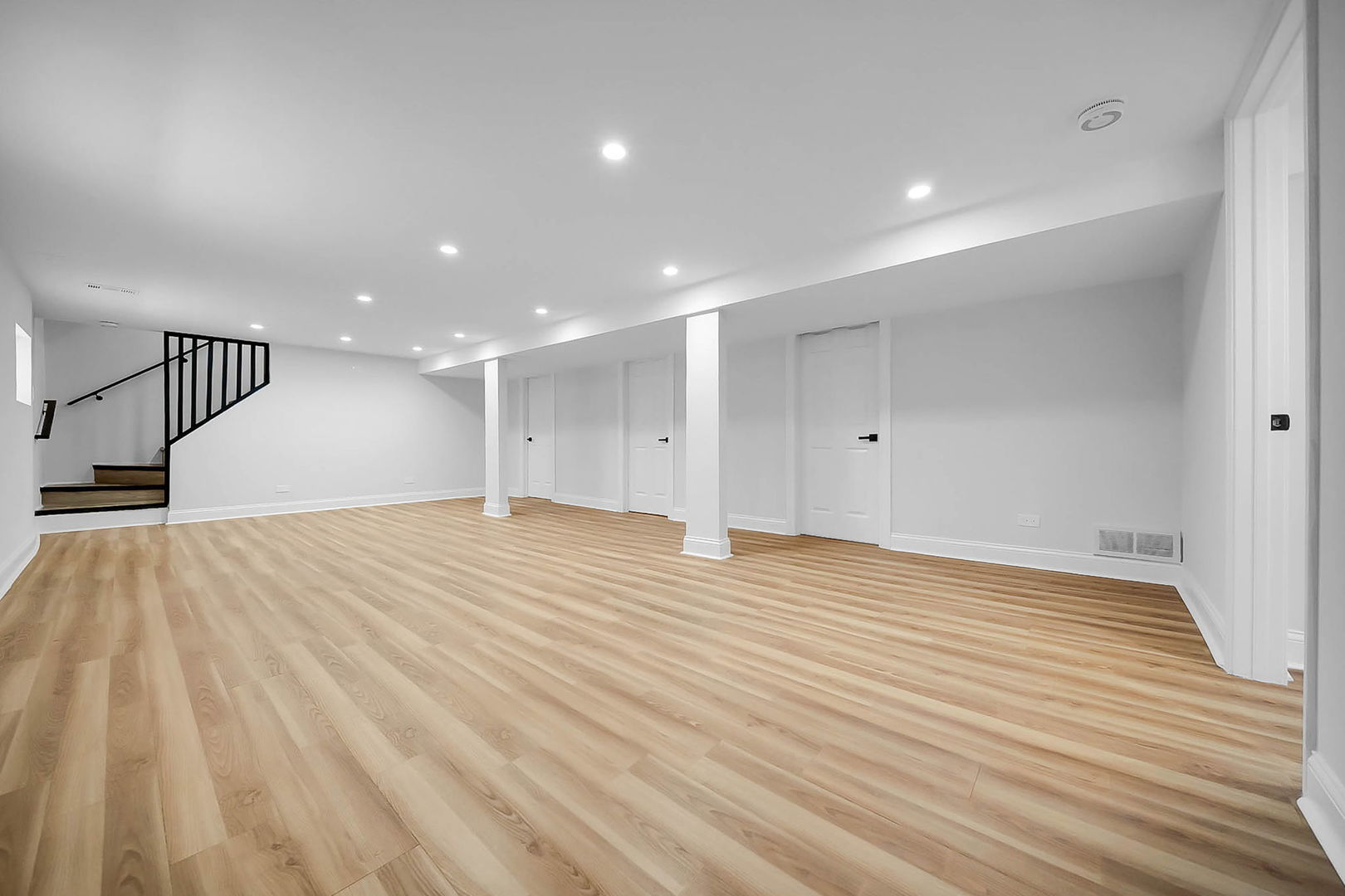 7823 Moody Avenue Property Photo 19