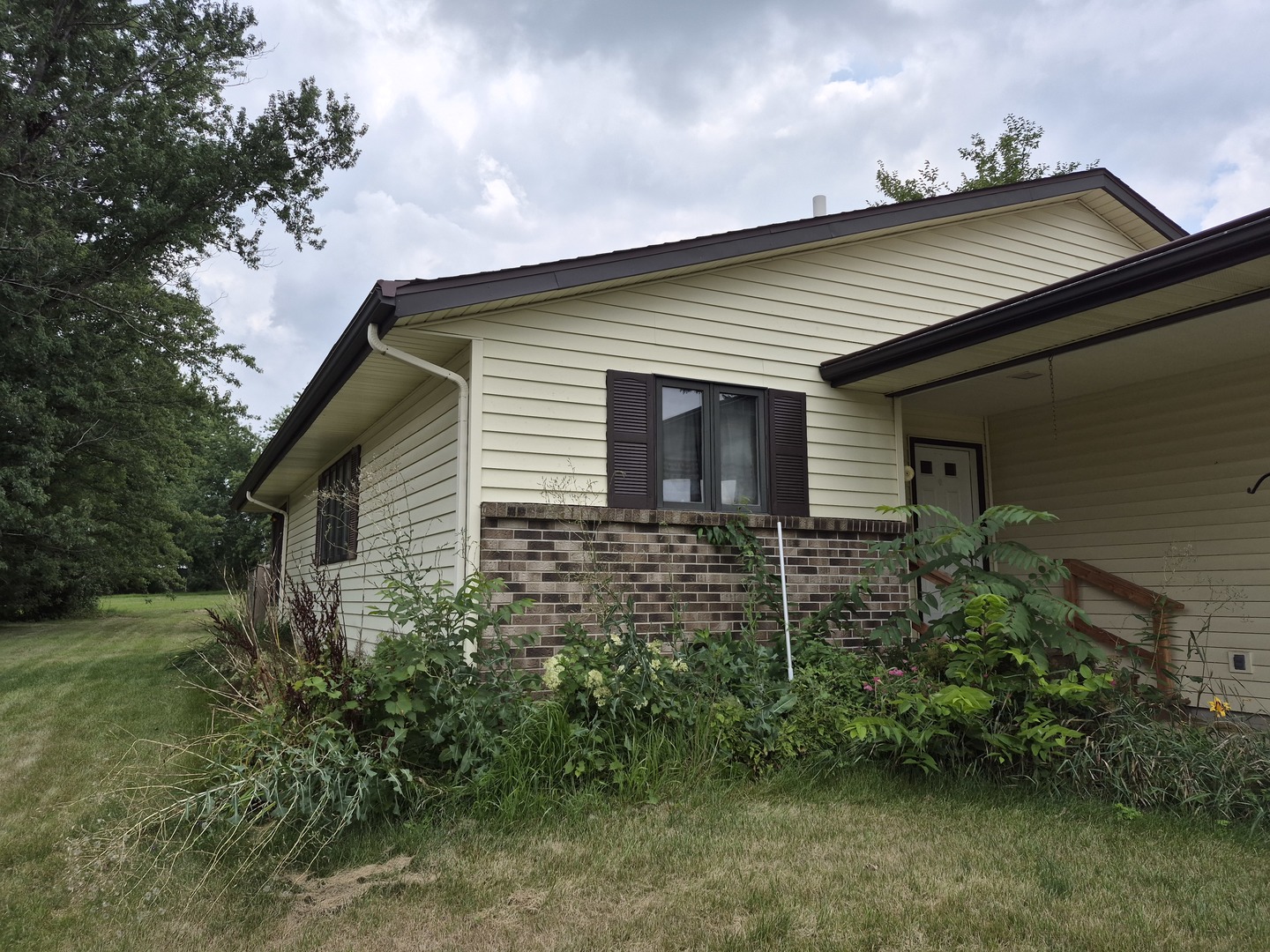 830 Lake Summerset Road Property Photo 3