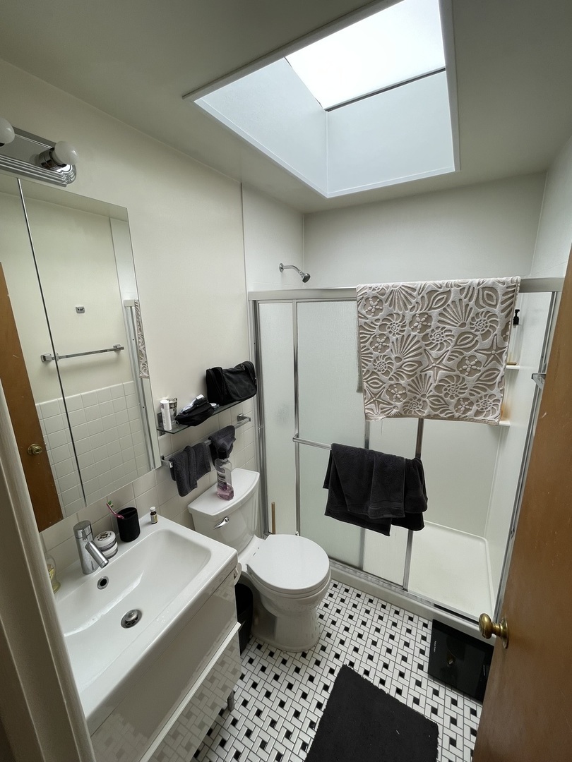 1326 Chicago Avenue 502 Property Photo 6