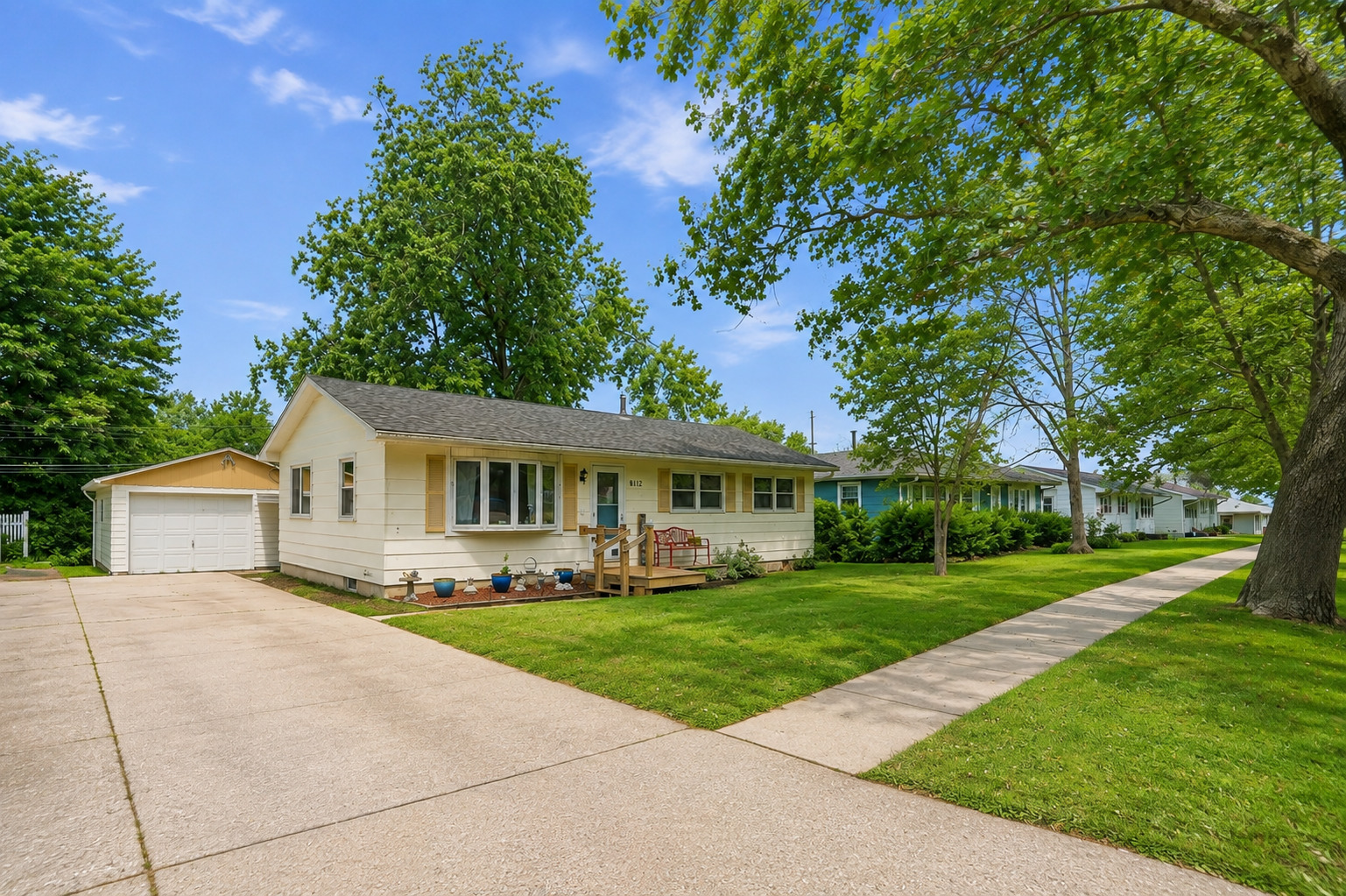 8112 7th Street W Property Photo 2