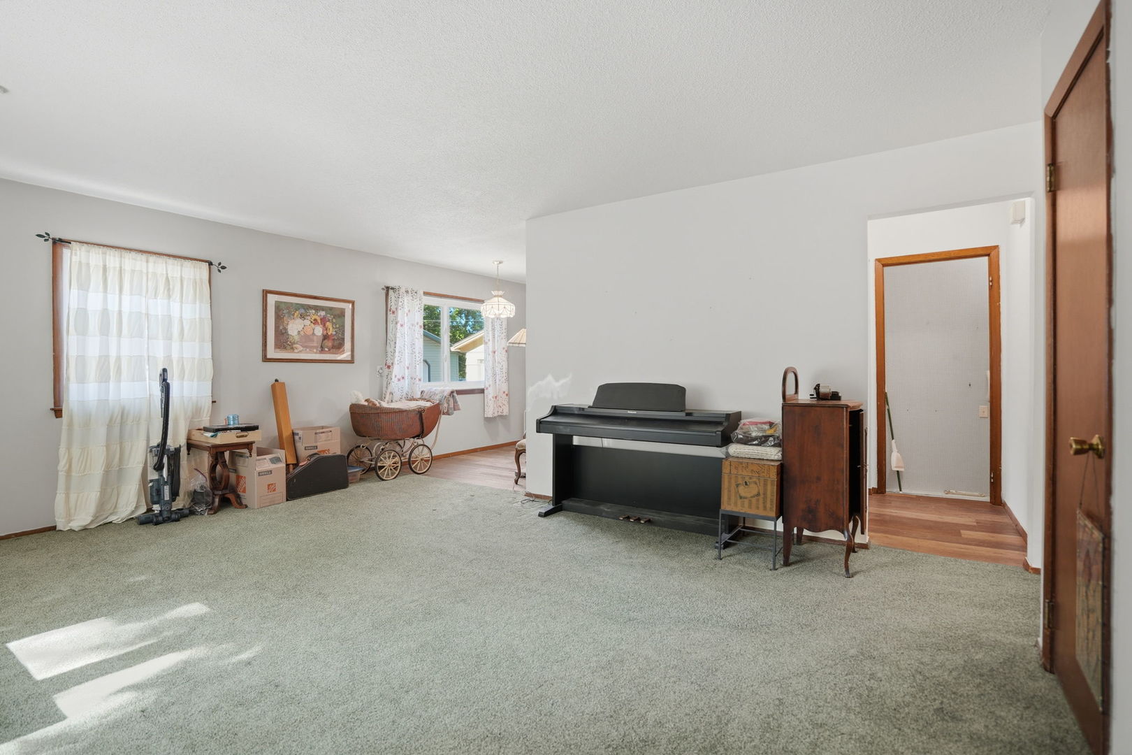 8112 7th Street W Property Photo 6
