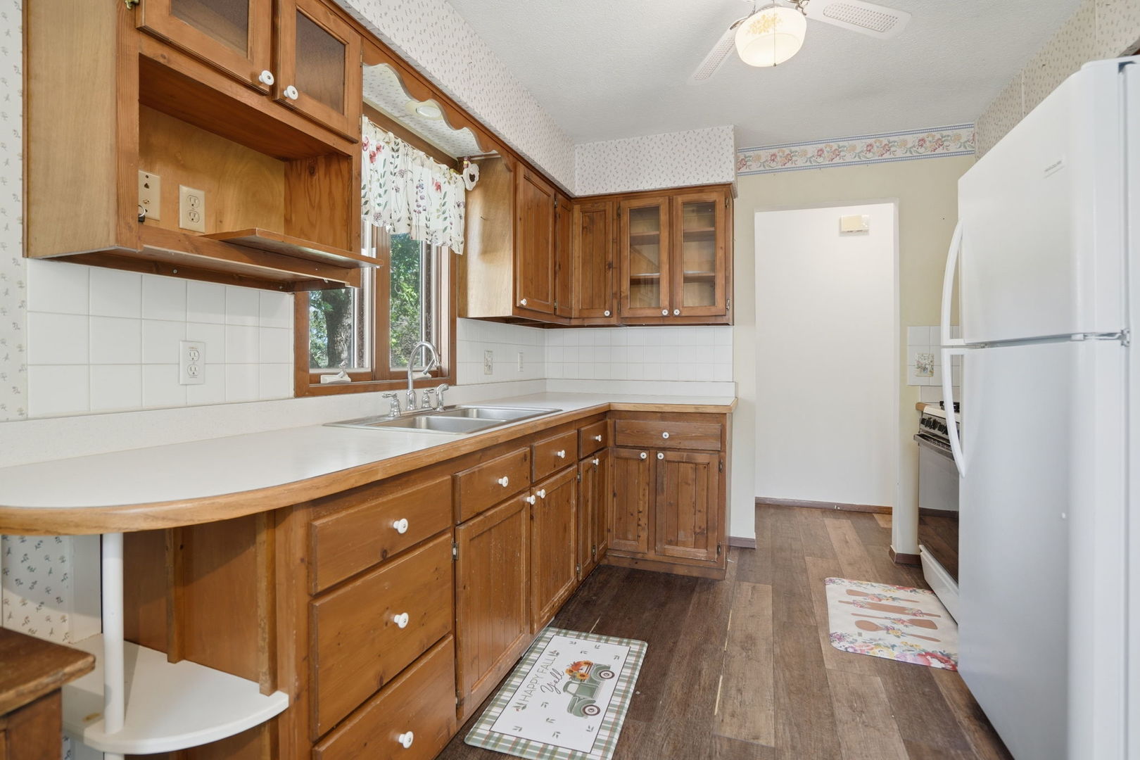 8112 7th Street W Property Photo 7