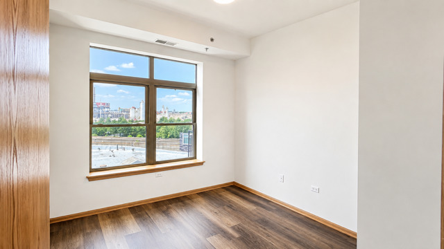 2322 S Canal Street 708 Property Photo 10