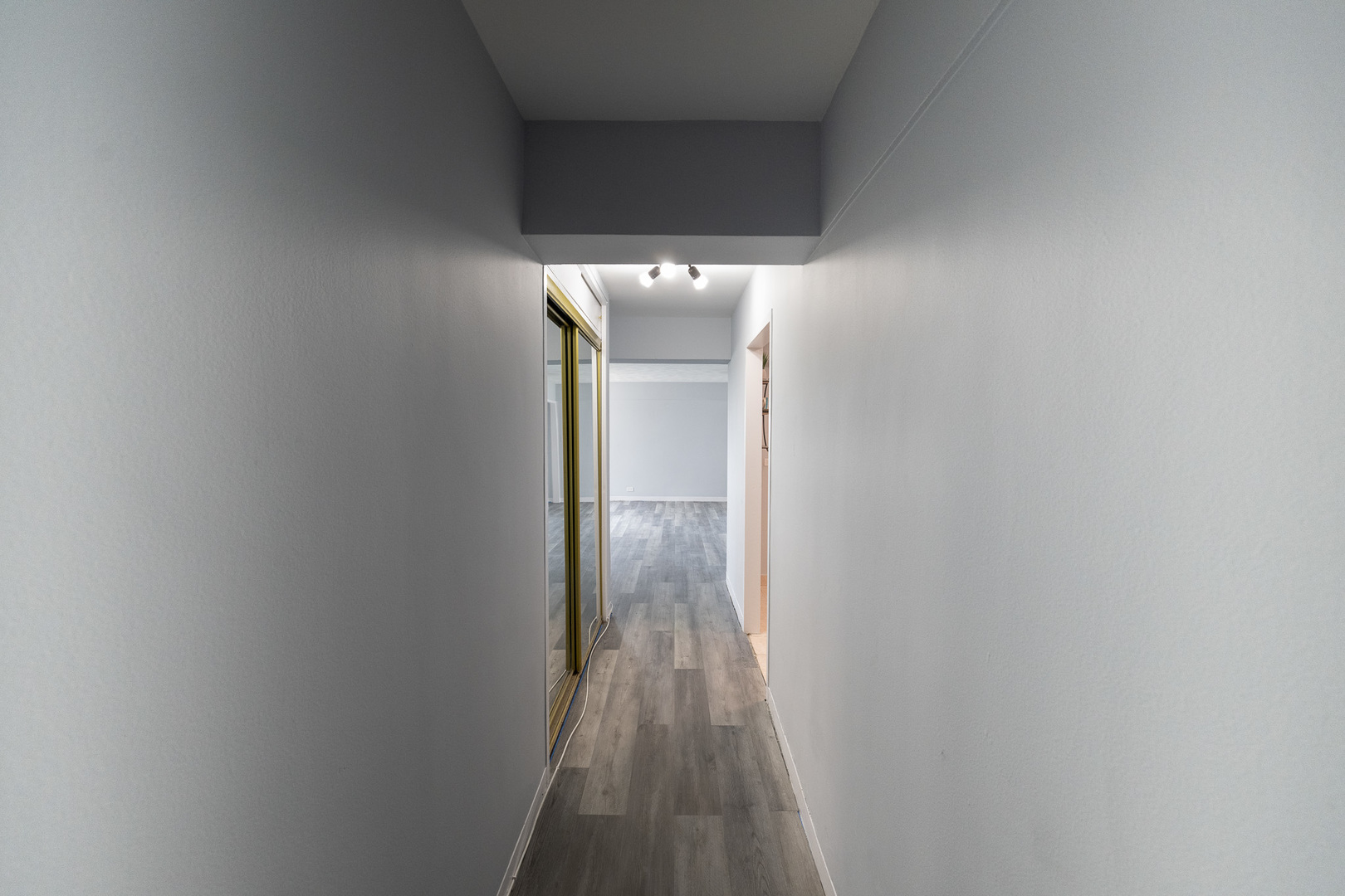 7337 S South Shore Drive 1128 Property Photo 5