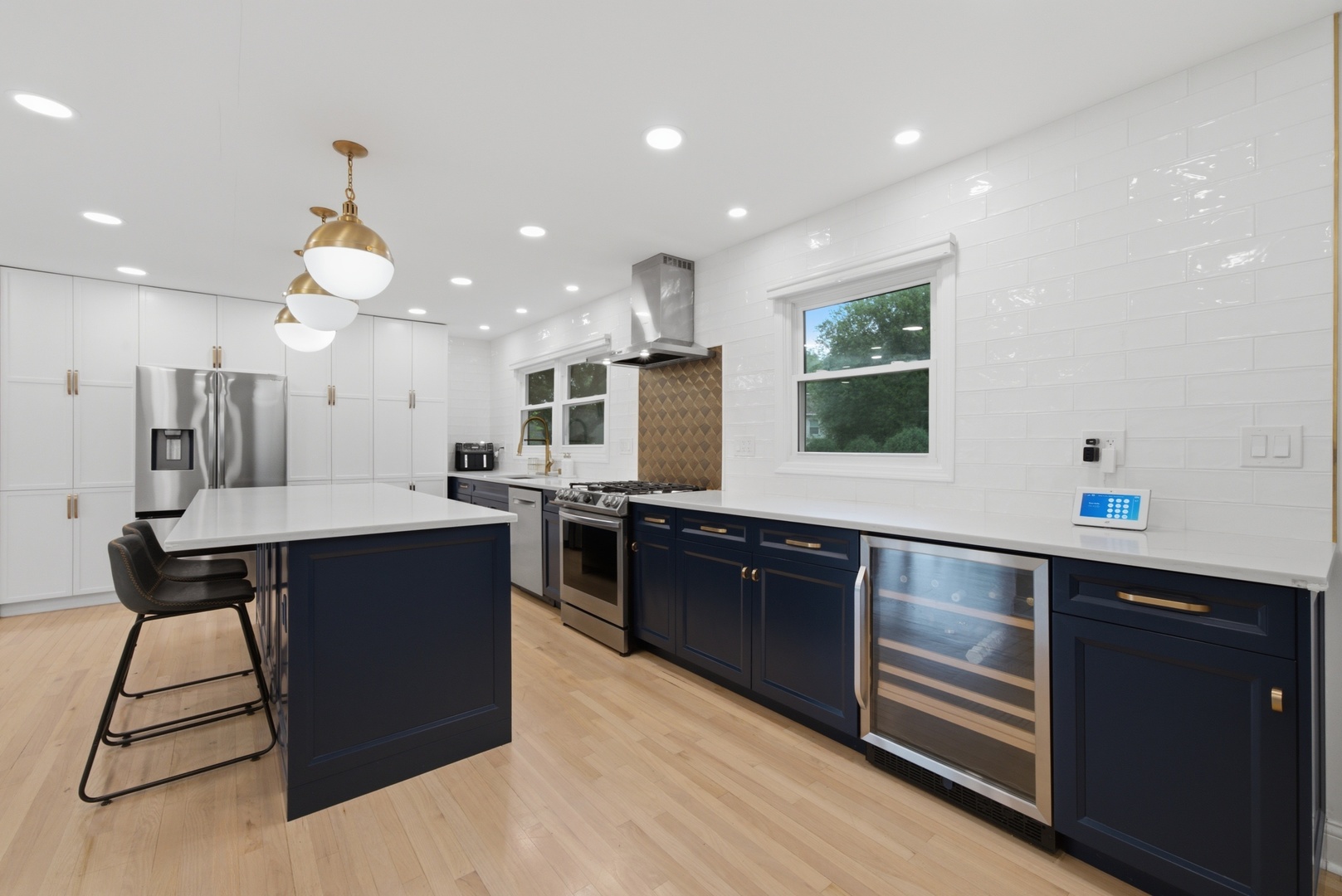 740 Thompson Boulevard Property Photo 13