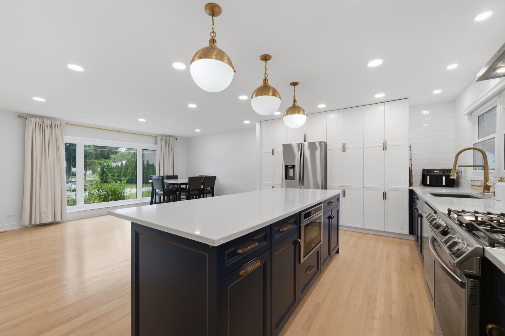 740 Thompson Boulevard Property Photo 15