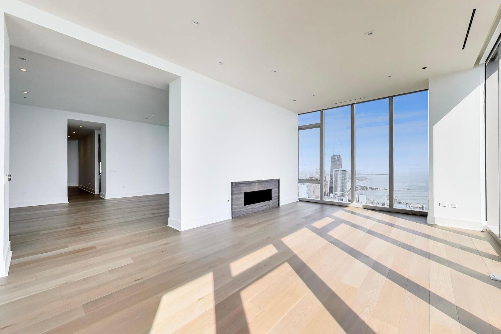 363 E Wacker Drive 7301 Property Photo 4