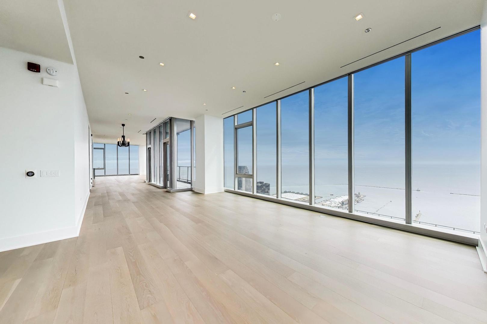 363 E Wacker Drive 7301 Property Photo 17