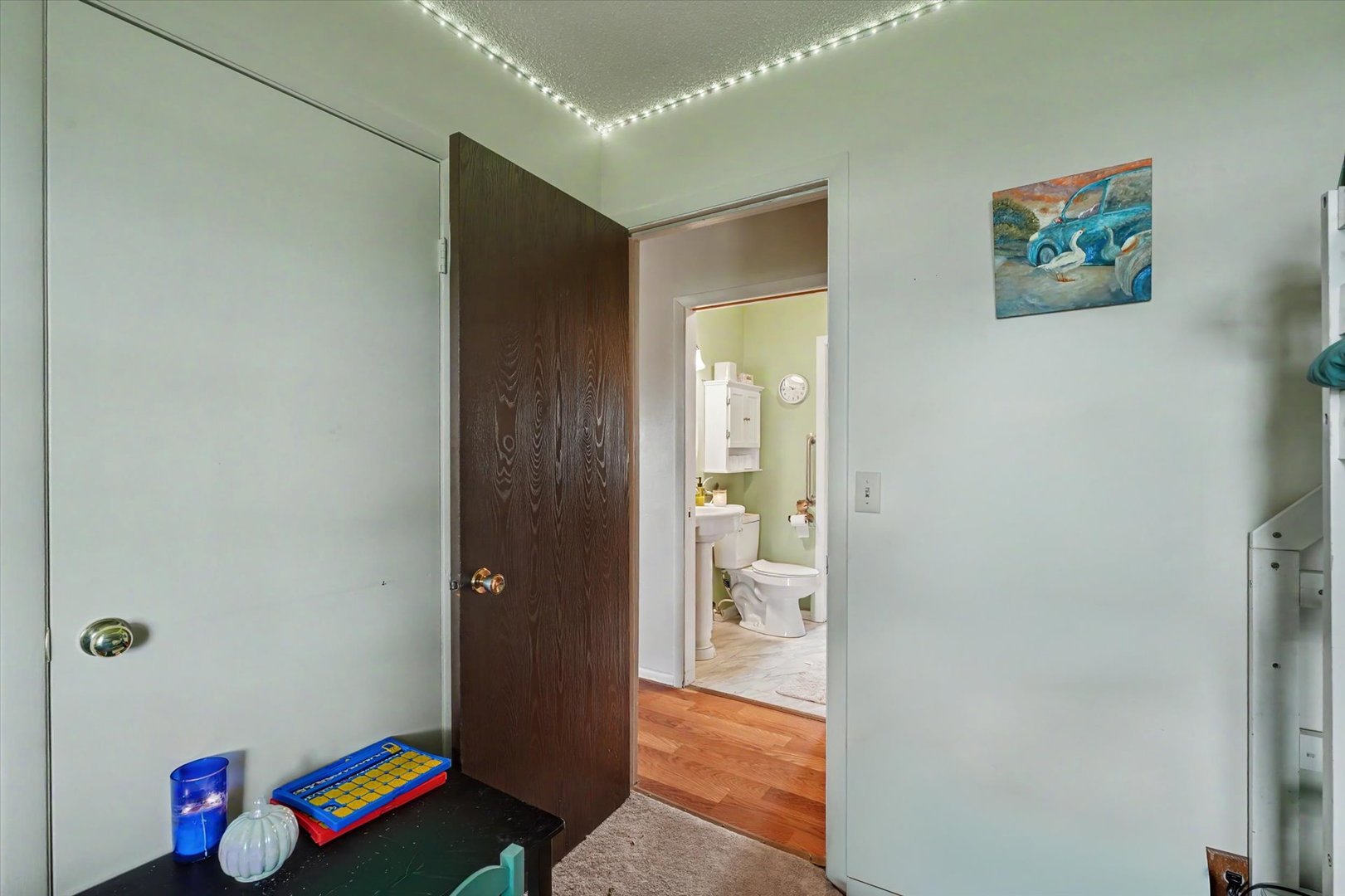 926 S 6th Avenue Property Photo 21