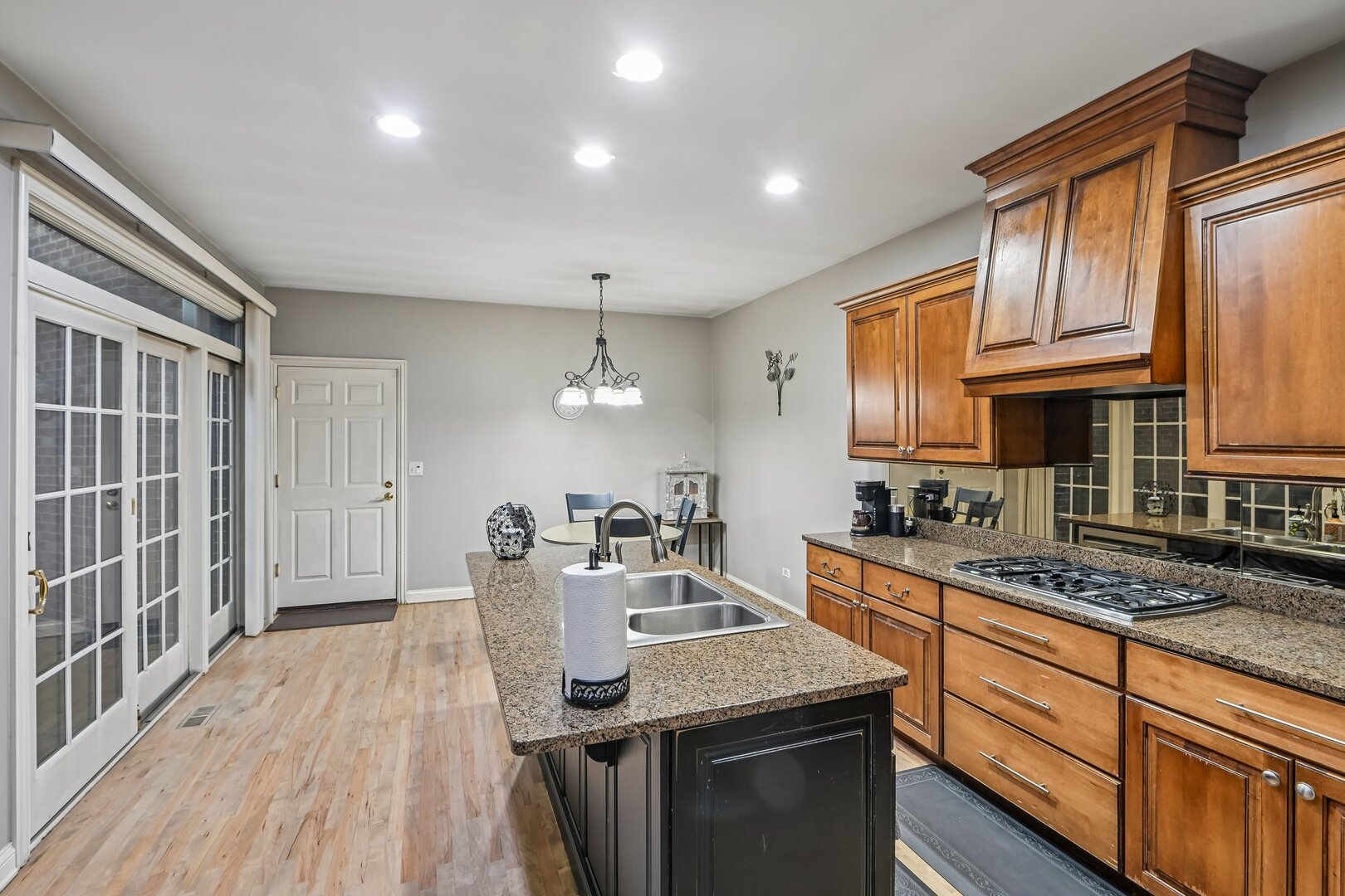 343 Arbor Glen Boulevard Property Photo 7