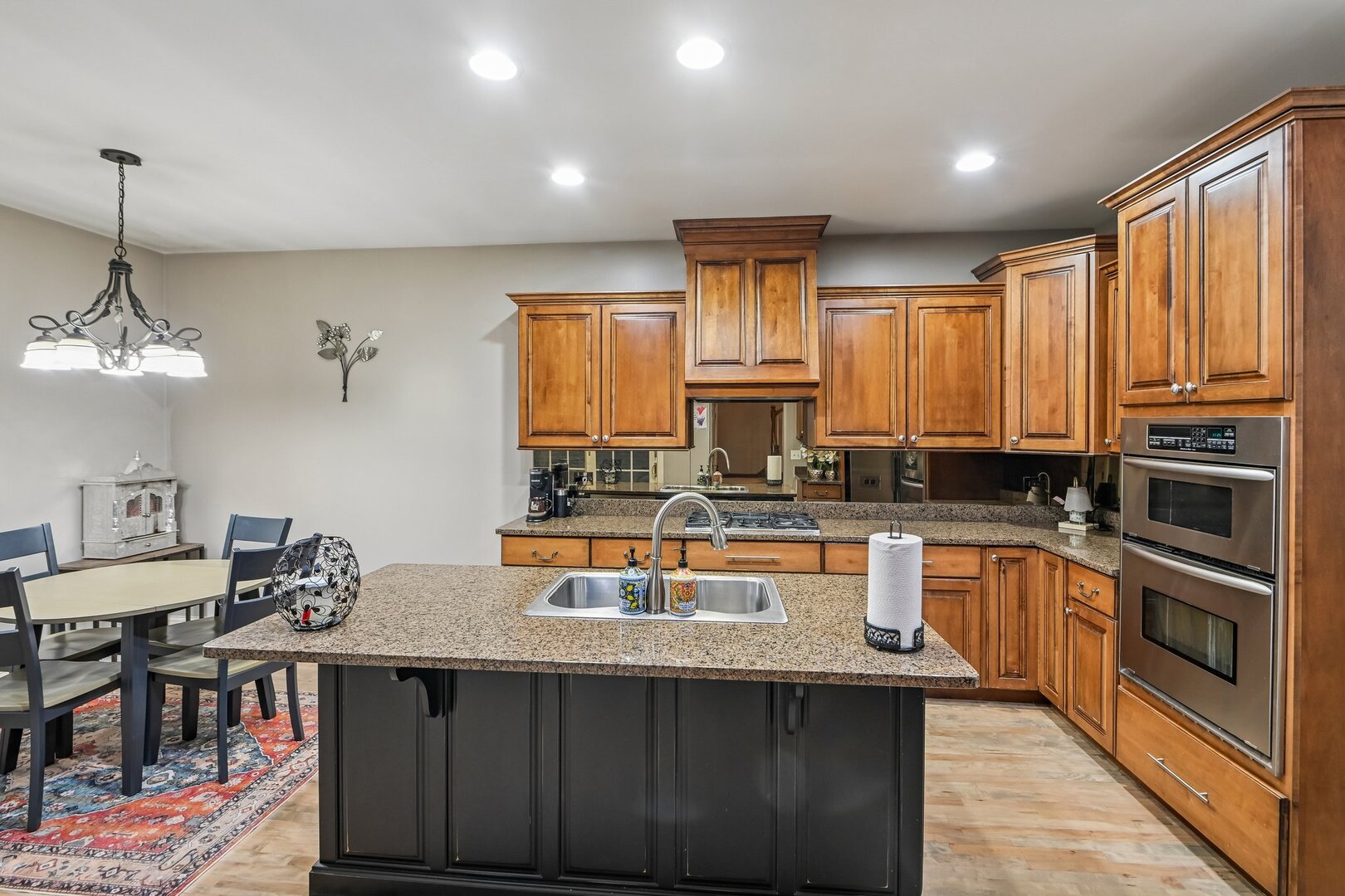 343 Arbor Glen Boulevard Property Photo 8