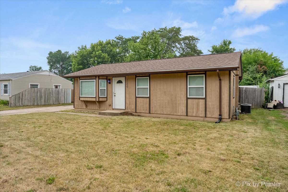 1106 Emerald Lane Property Photo 2
