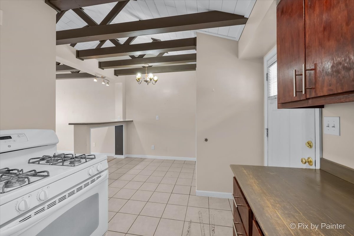 1106 Emerald Lane Property Photo 7