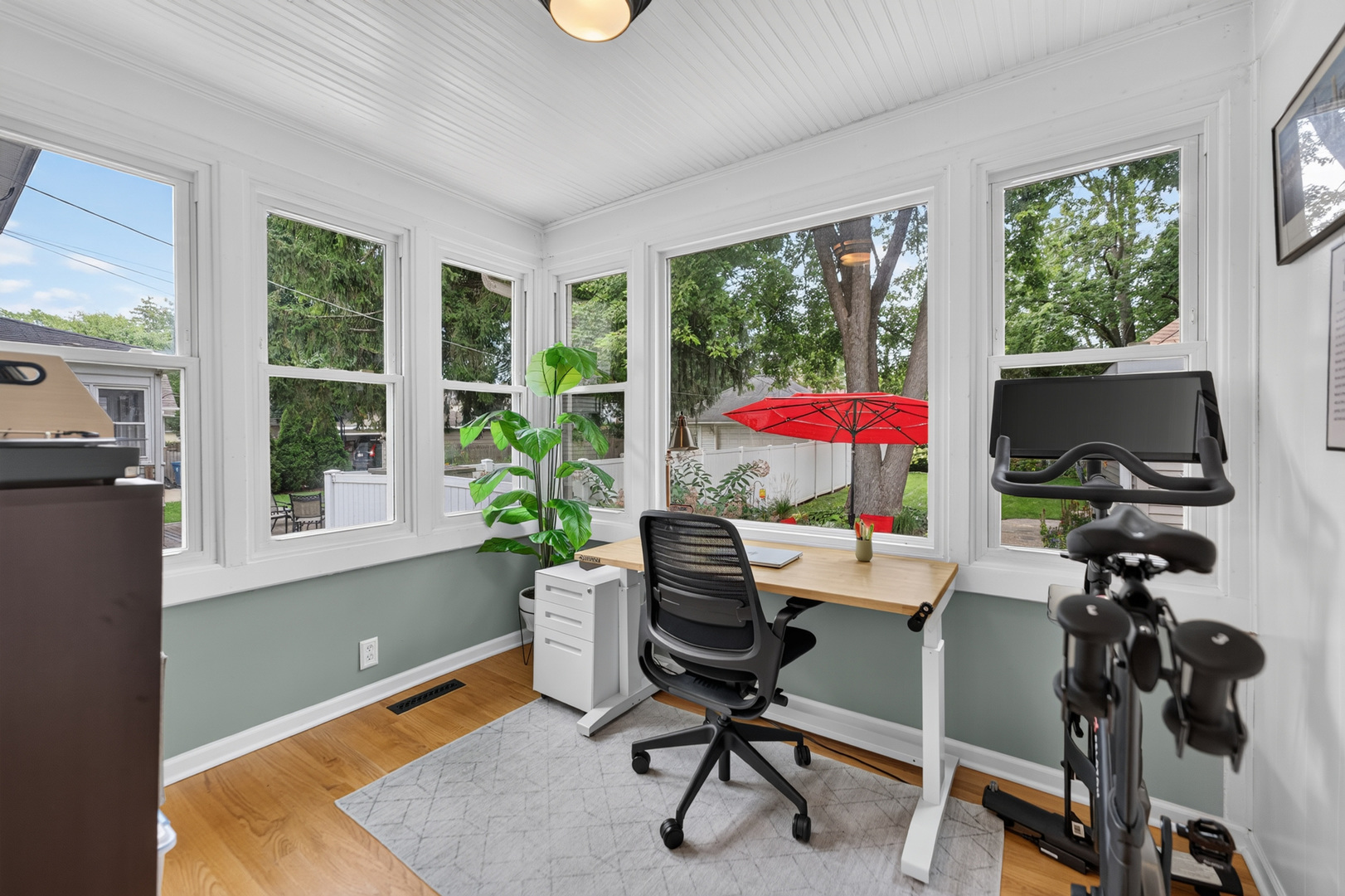 324 N Myrtle Avenue Property Photo 20