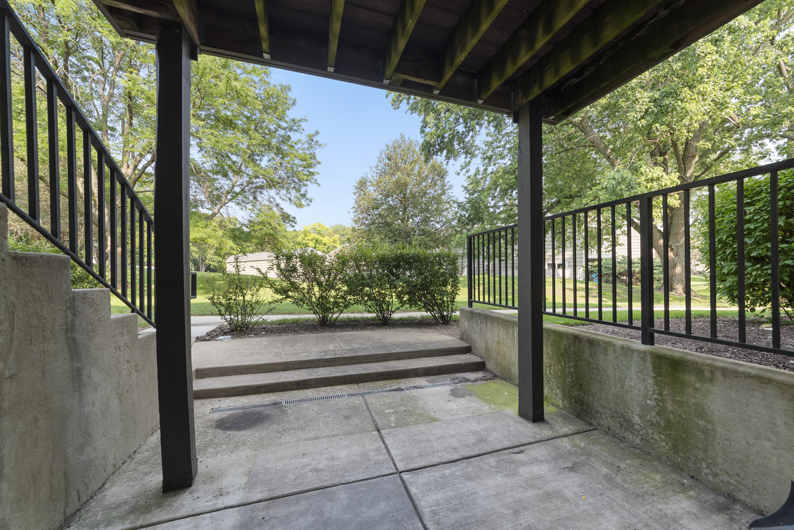 1420 Stonebridge Circle N-3 Property Photo 13