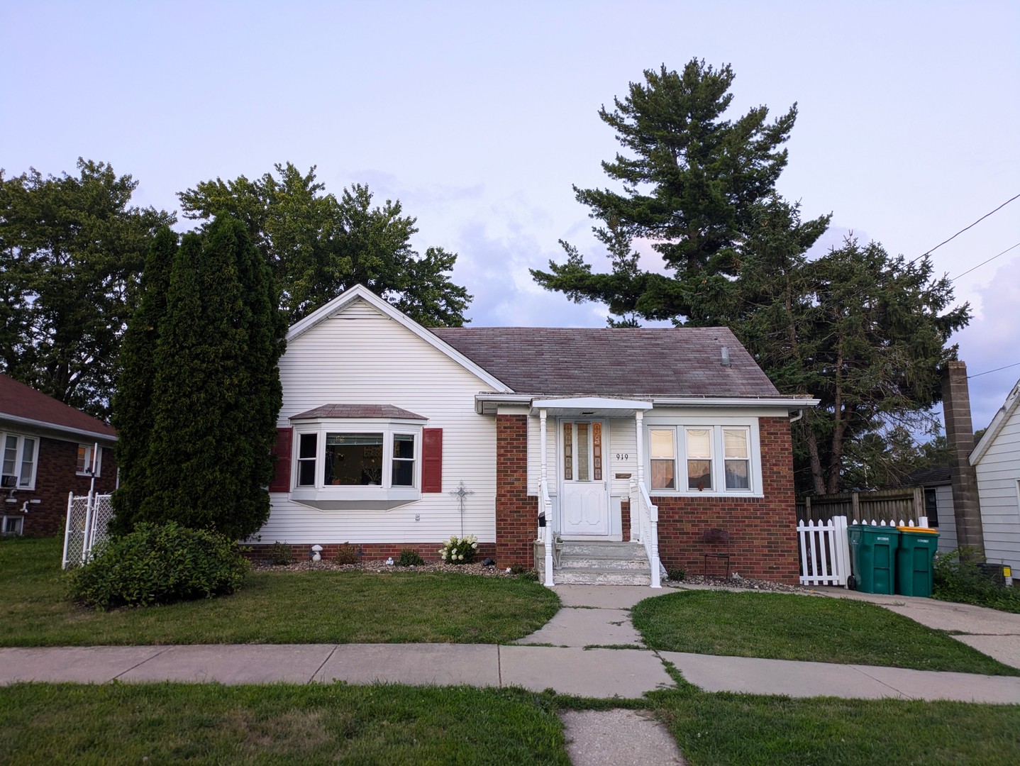 919 Johnson Street Property Photo 1
