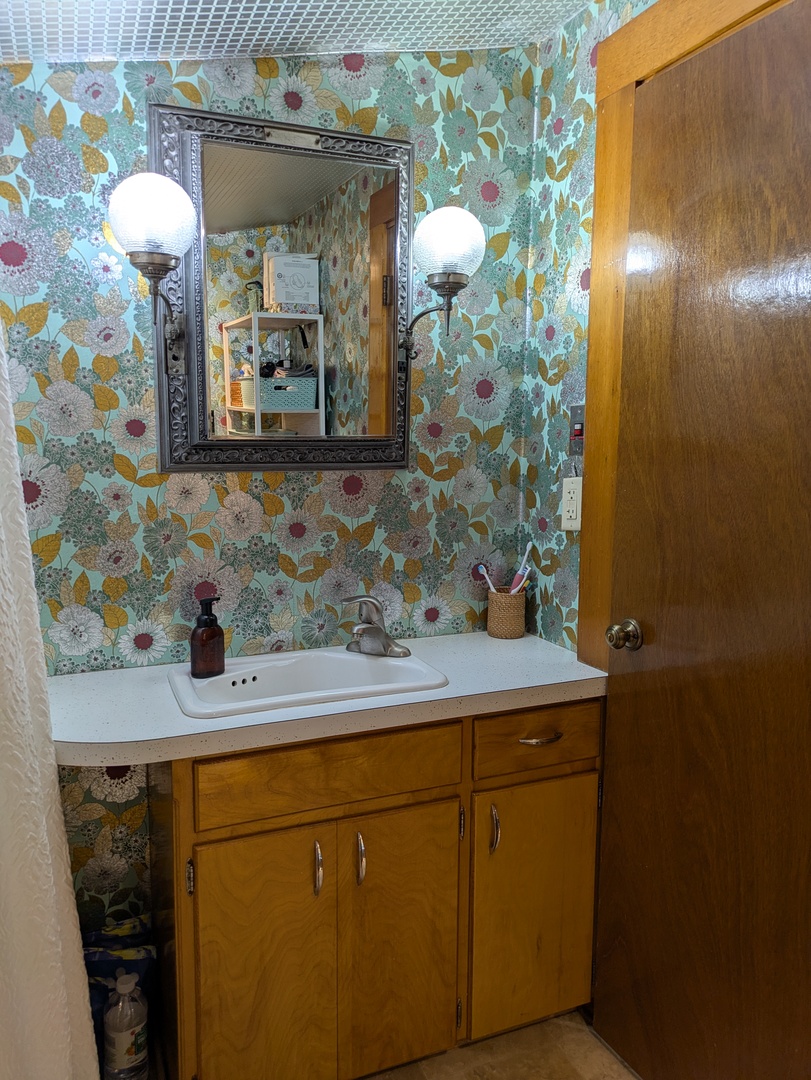 919 Johnson Street Property Photo 8