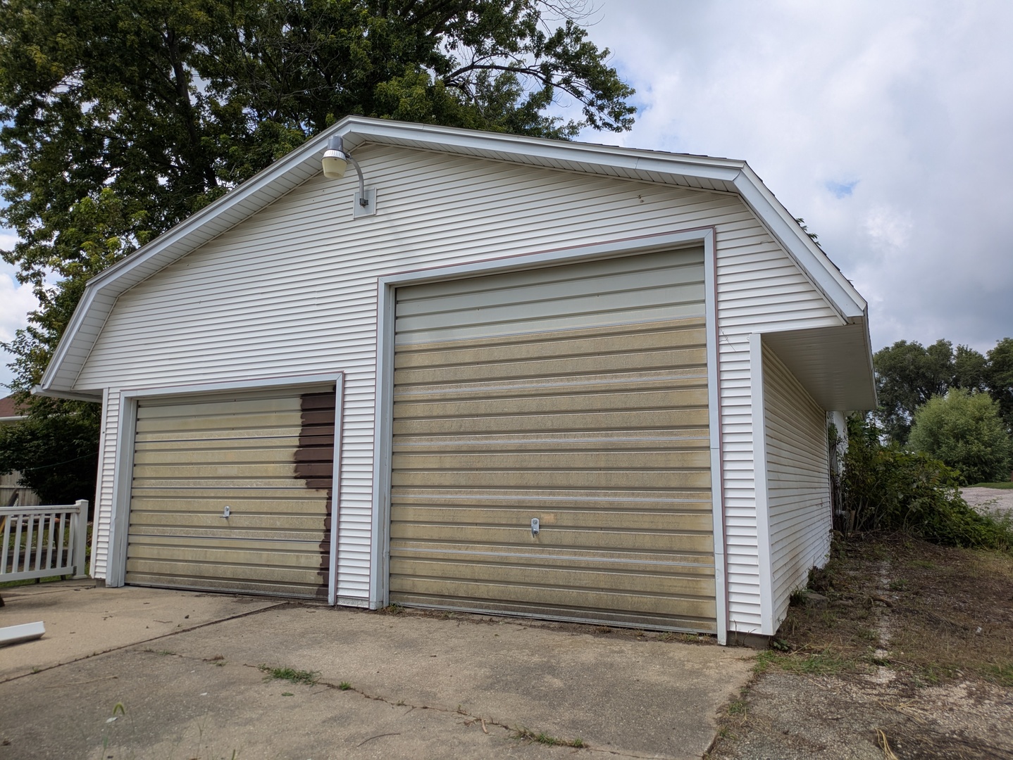 919 Johnson Street Property Photo 18