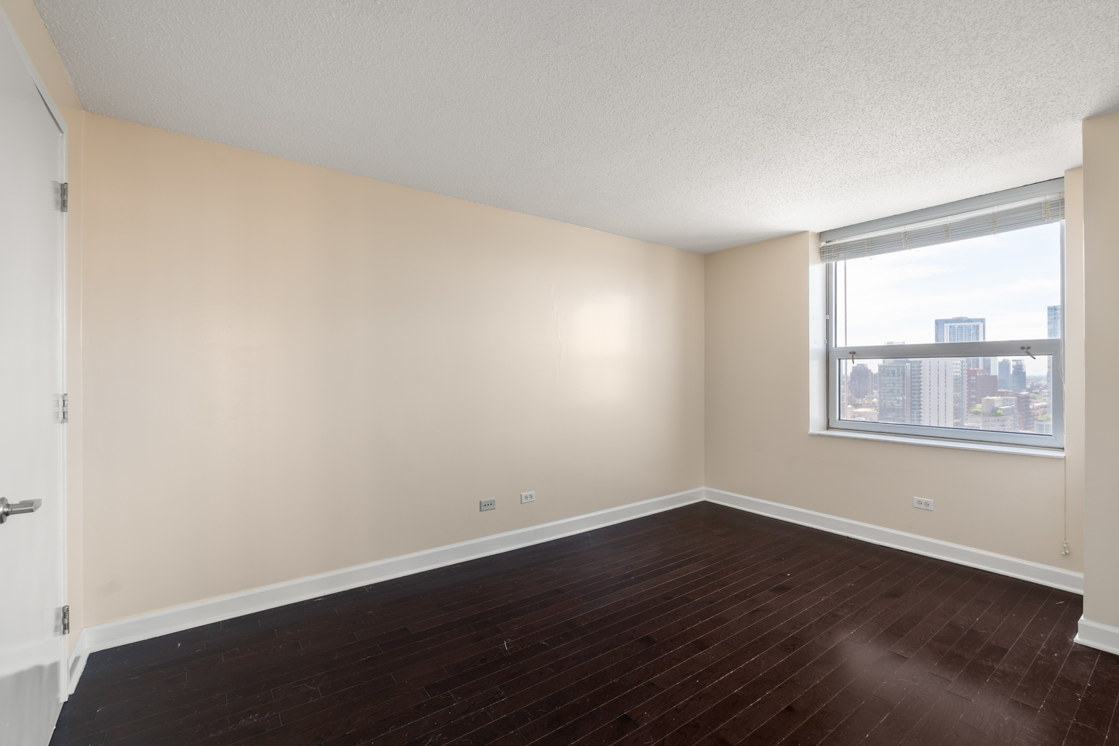 545 N Dearborn Street 2301 Property Photo 10