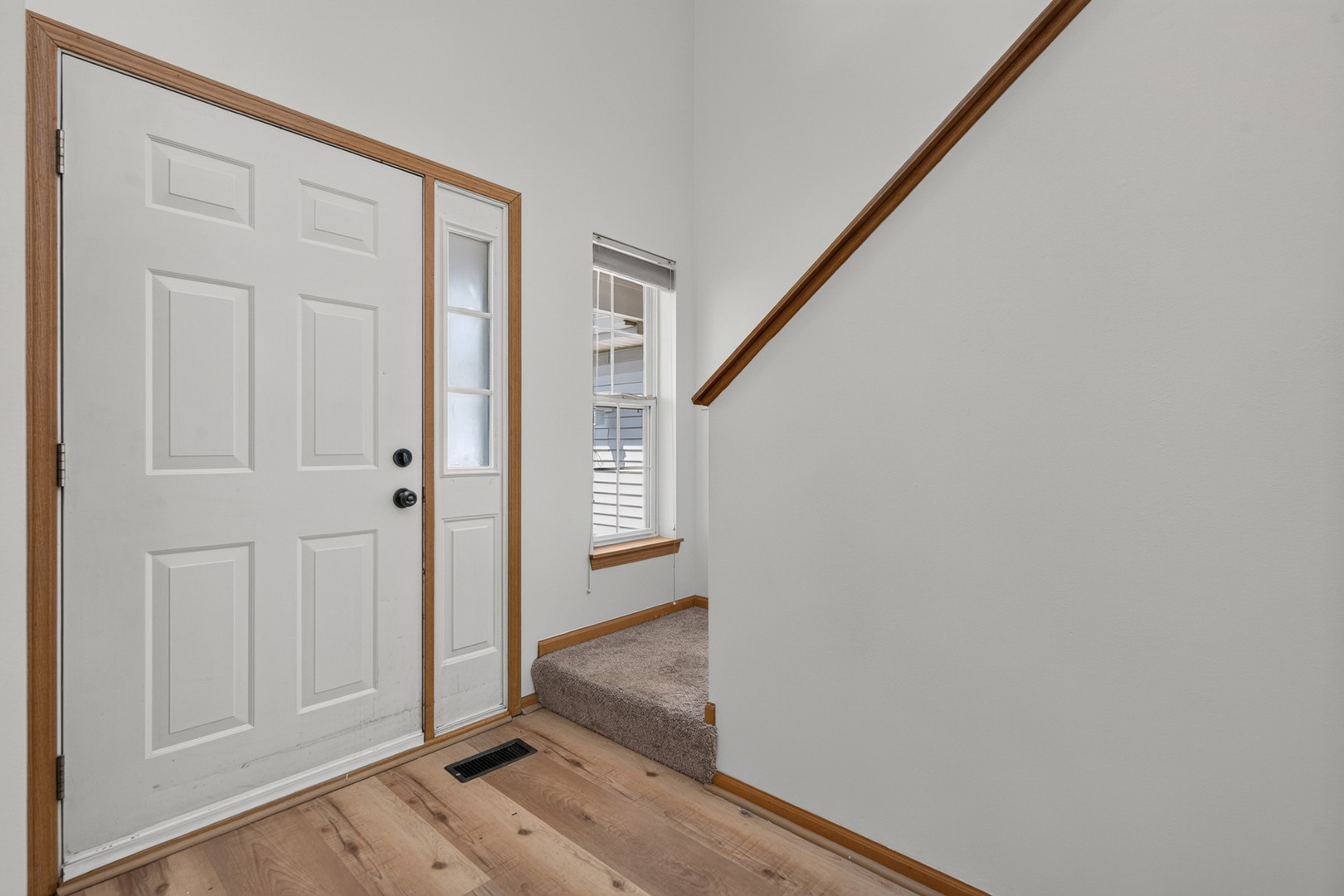 1465 Meadowsedge Lane Property Photo 4