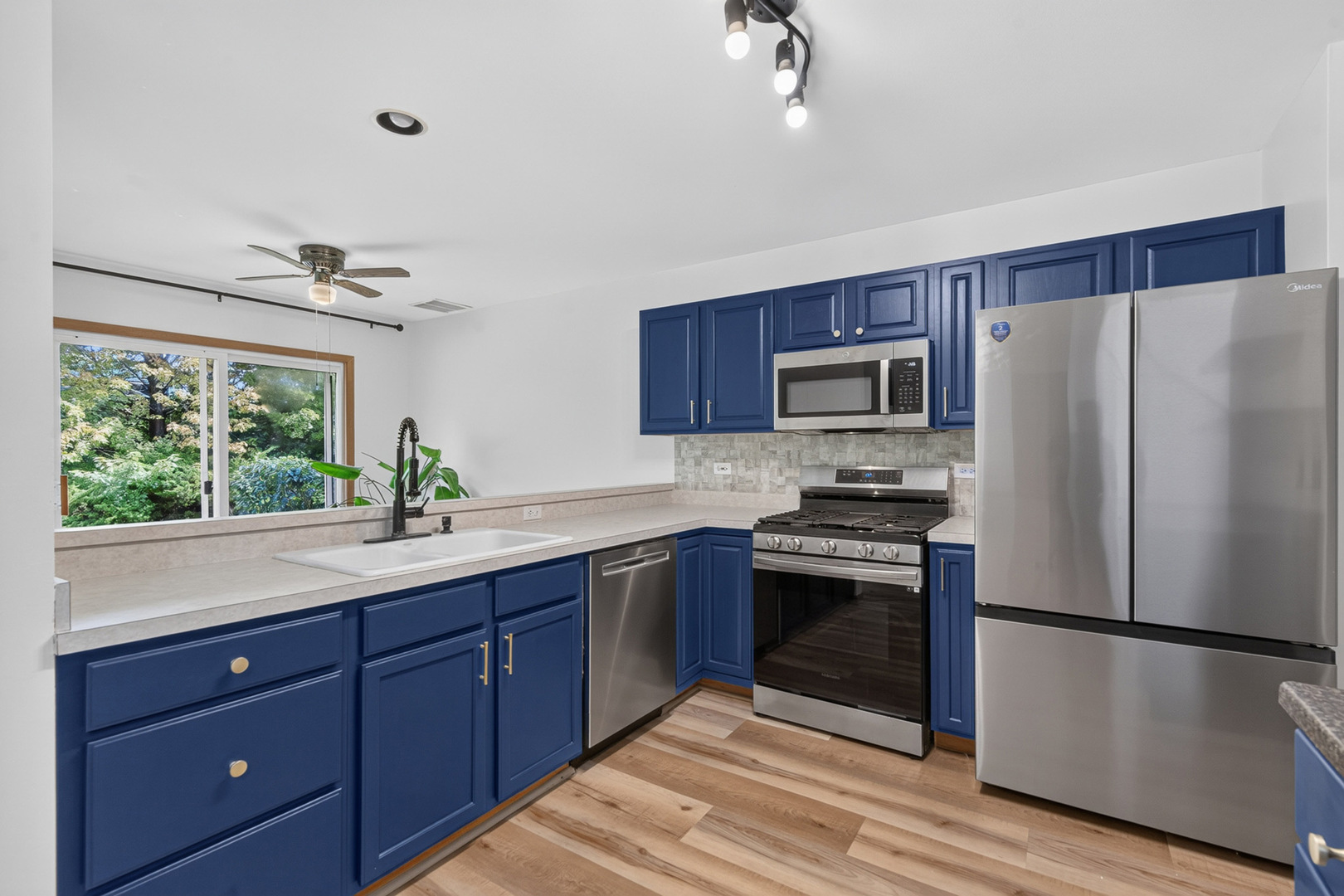 1465 Meadowsedge Lane Property Photo 11