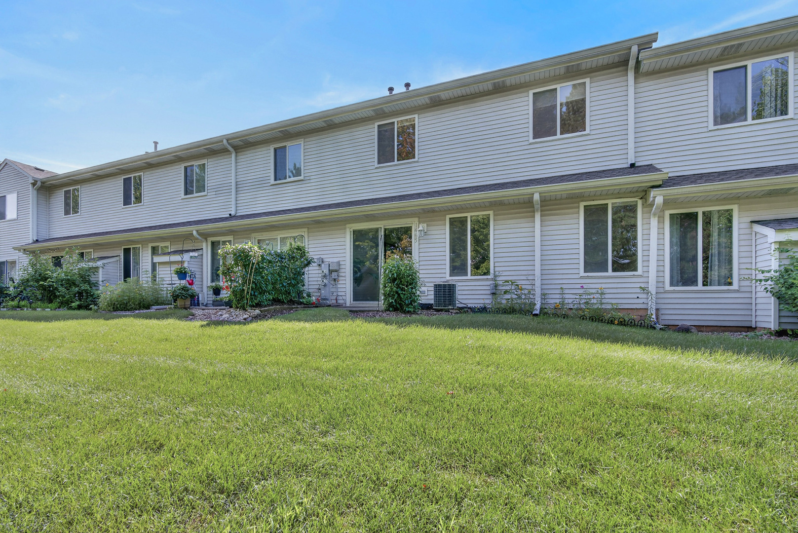 1465 Meadowsedge Lane Property Photo 23