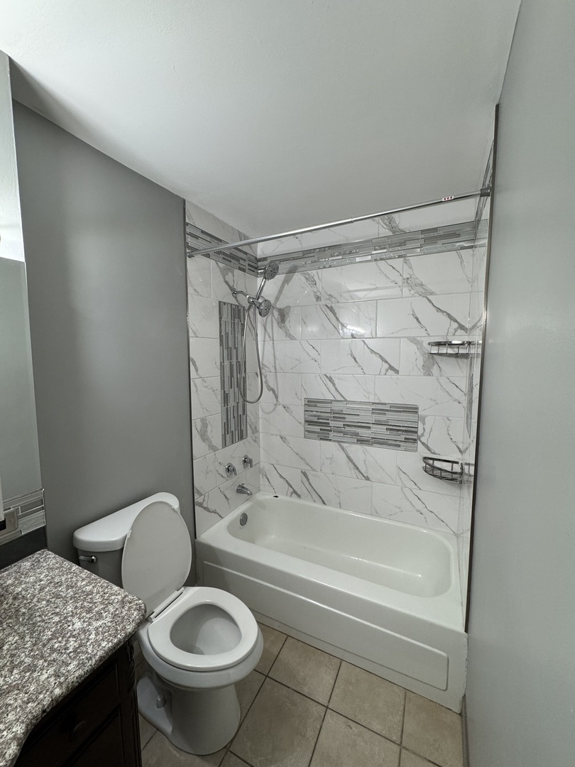 6700 S South Shore Drive 12e Property Photo 7