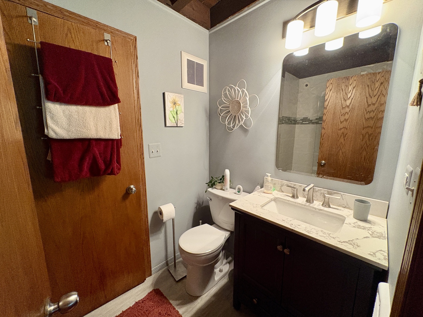 6251 Blackstone Avenue Property Photo 15